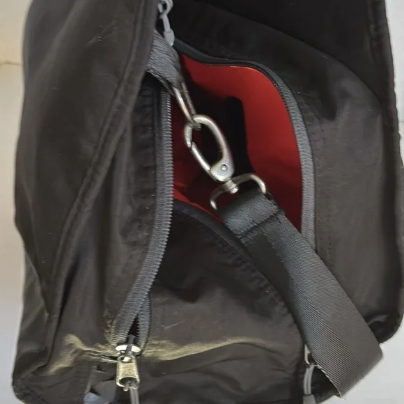 ATHLETA Black Yoga Gym Large Tote Bag Orange Interior - Picture 11 of 14